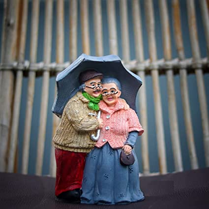 POTS and Plants Dada Dadi Couple Idol for Gift | Grand Parents Showpiece Statue | Figurine Showpiece Idol, Best Gift for Love, Valentine Day, Wedding Anniversary, Retirement Party (Dada Dadi Umbrella)